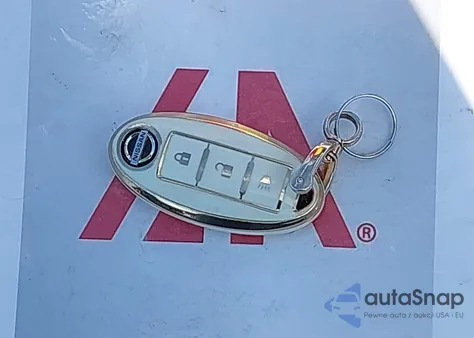 2013 Nissan Pathfinder Sv z USA, uszkodzony, nr VIN 5N1AR2MN5DC677329